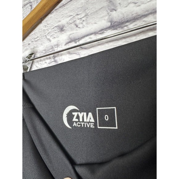 ZYIA Leopard Pocket Brilliant Hi-Rise Capri Leggings‎ Women’s Size 0 NEW - Picture 6 of 8